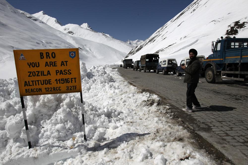 The Weekend Leader - Drass freezes at minus 13, minimum temperatures drop across J&K, Ladakh